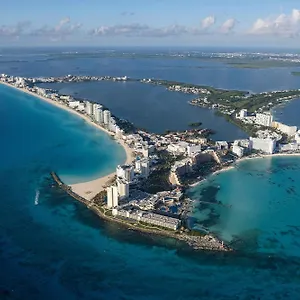 Renovated Aloft 4*, Cancún Mexiko