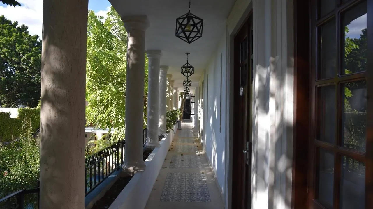 Hotel Zamna Merida 3*,